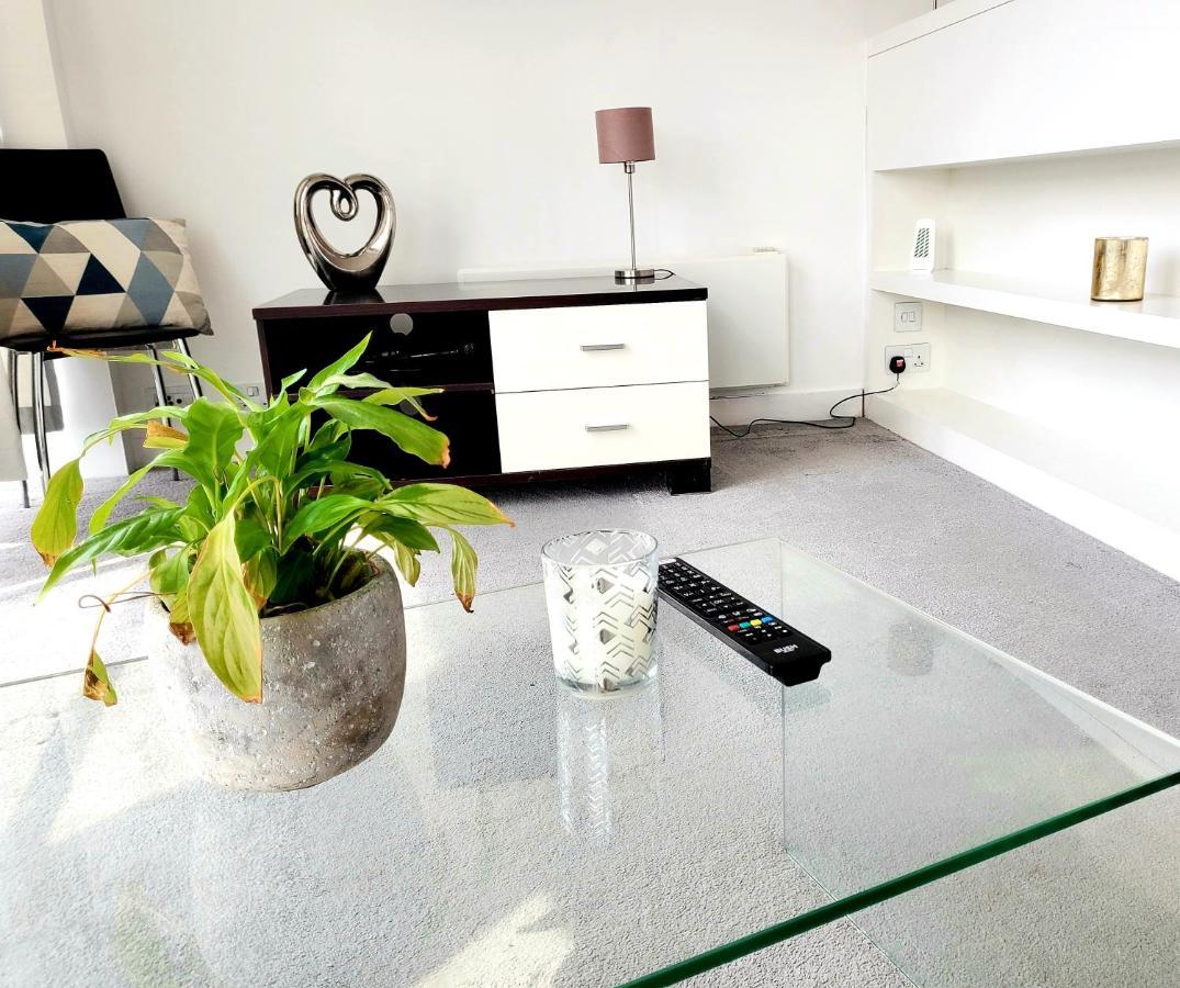 Cityscape Apartment In Birmingham With Self Checkin מראה חיצוני תמונה